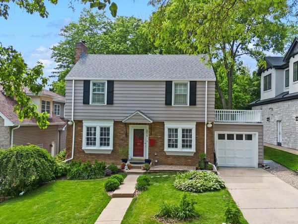 4814 Bryan Place, Downers Grove, IL 60515