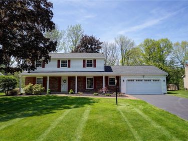 31 Shadowmoor Drive, Fairport, NY 14450