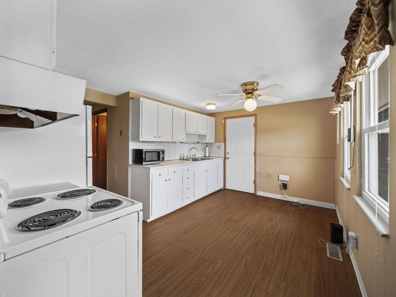 1402 Cardwell Square N, Columbus, OH 43229 Photo 12