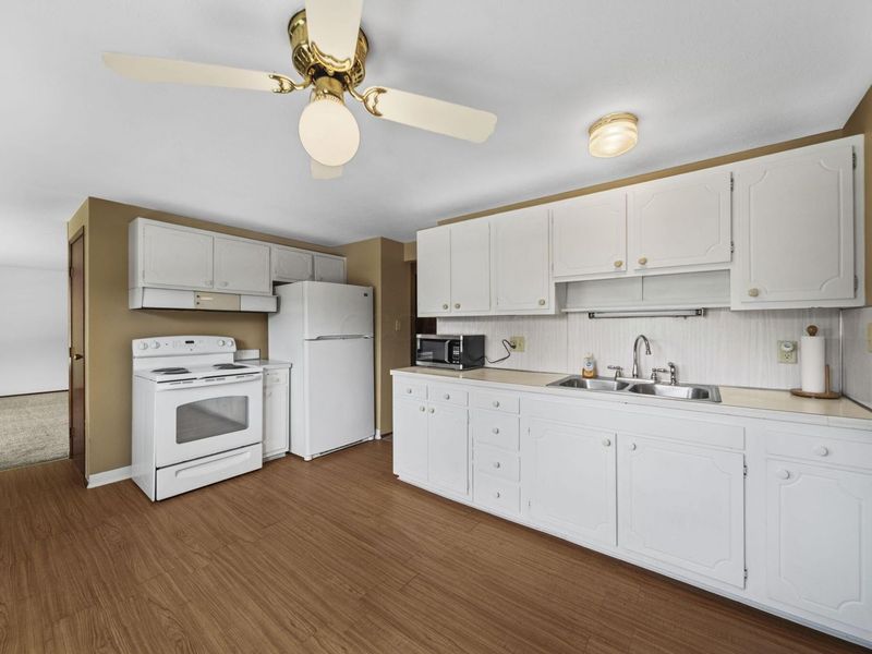 1402 Cardwell Square N, Columbus, OH 43229 Photo 13
