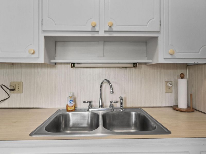 1402 Cardwell Square N, Columbus, OH 43229 Photo 15