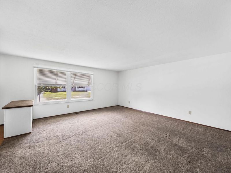 1402 Cardwell Square N, Columbus, OH 43229 Photo 23