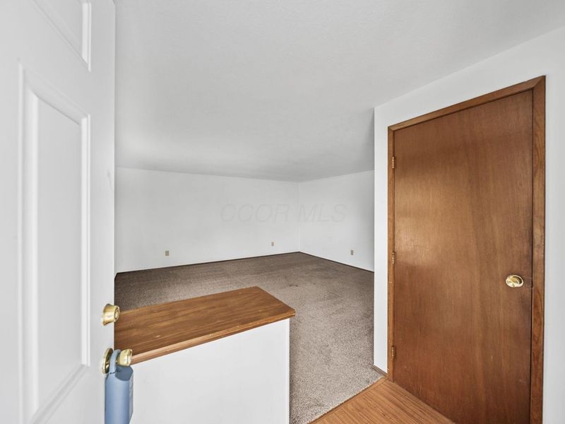 1402 Cardwell Square N, Columbus, OH 43229 Photo 9