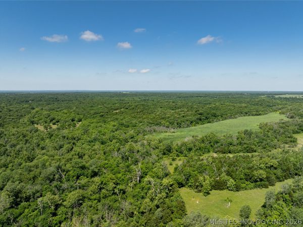 001 Davis Road , Ardmore, OK 73401