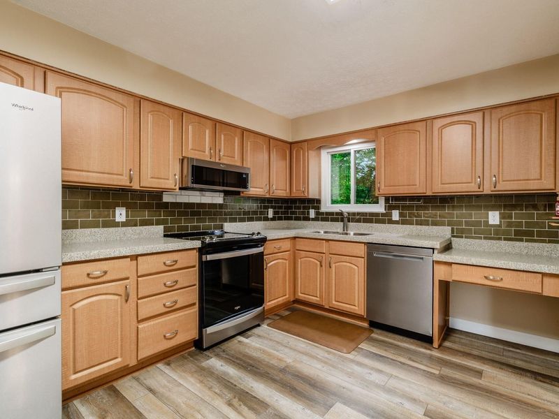 2972 Heatherleaf Way , Columbus, OH 43231 Photo 13