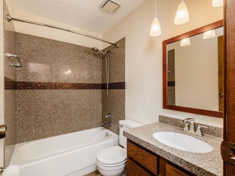 2972 Heatherleaf Way , Columbus, OH 43231 Photo 26