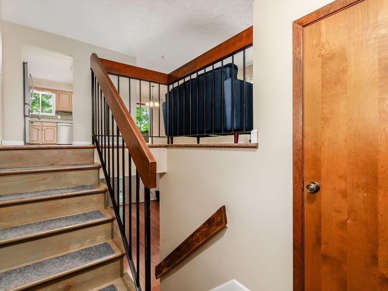 2972 Heatherleaf Way , Columbus, OH 43231 Photo 3
