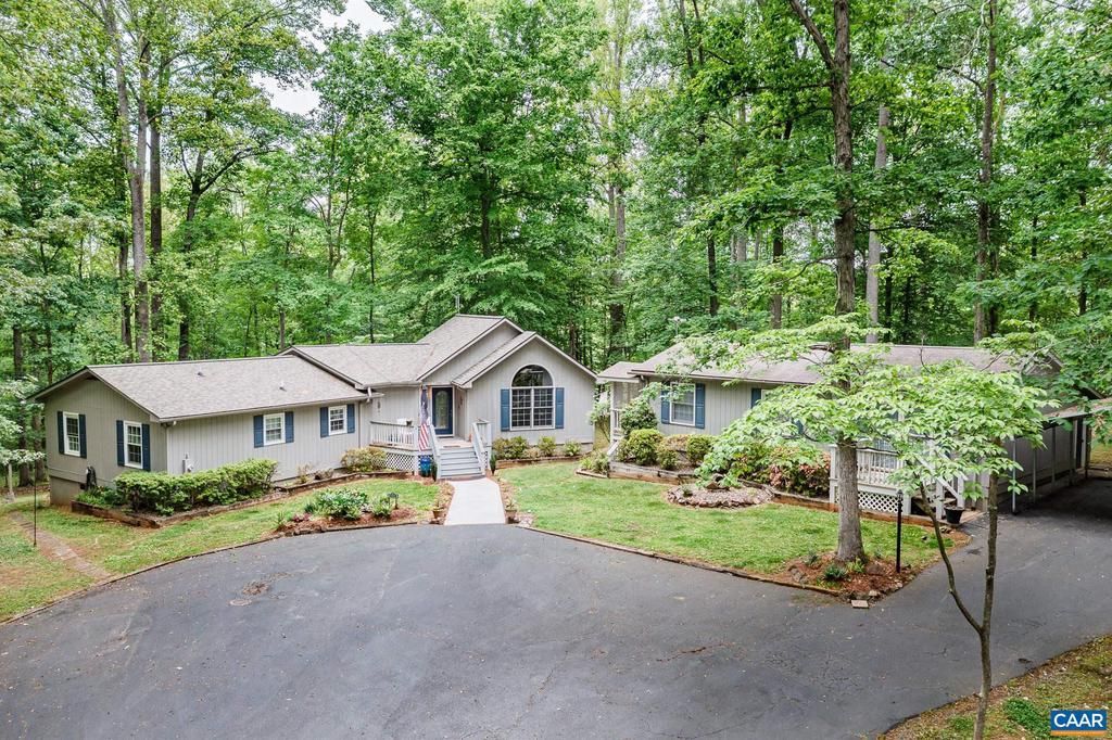 3288 Wooded Acres Ln, Charlottesville, VA 22911 Main Photo