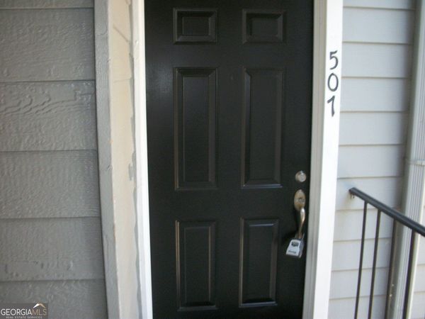 207 Granville Court, Sandy Springs, GA 30328