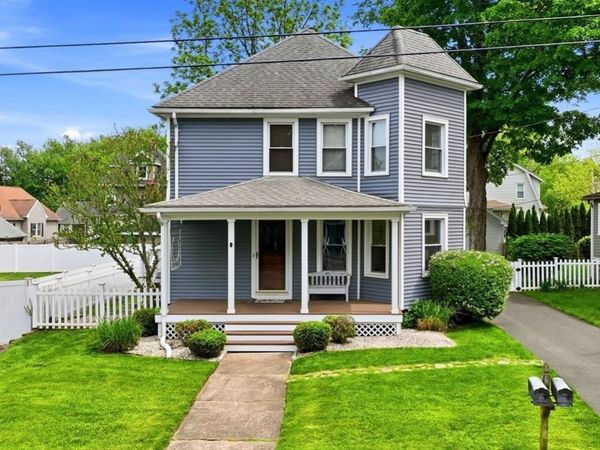 9 Callender Ave, East Longmeadow, MA 01028