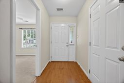 1022 Glencroft Drive  photo 4