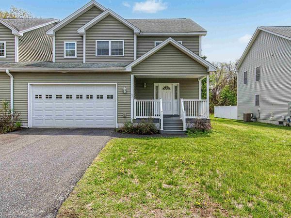 62 Bay Hollow Lane, Colchester, VT 05446