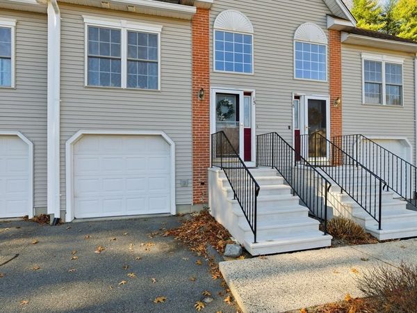 18 Palmer Rd, Unit 15, Monson, MA 01057