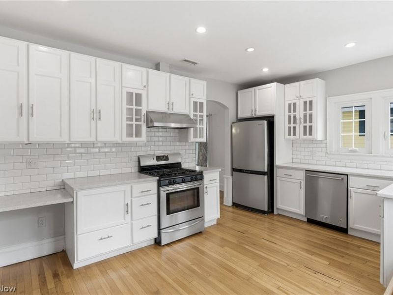 3078 Edgehill Road , Cleveland Heights, OH 44118 Photo 13