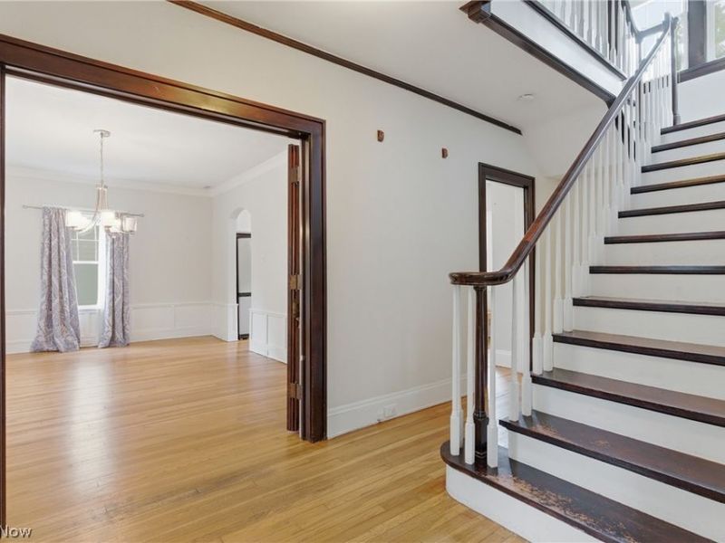 3078 Edgehill Road , Cleveland Heights, OH 44118 Photo 5