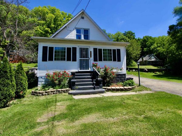 206 KERFOOT Street, East Peoria, IL 61611