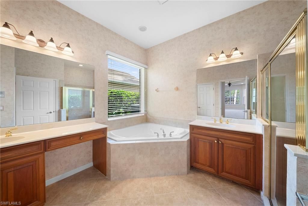 7914 Founders Cir, Naples, FL 34104 Photo