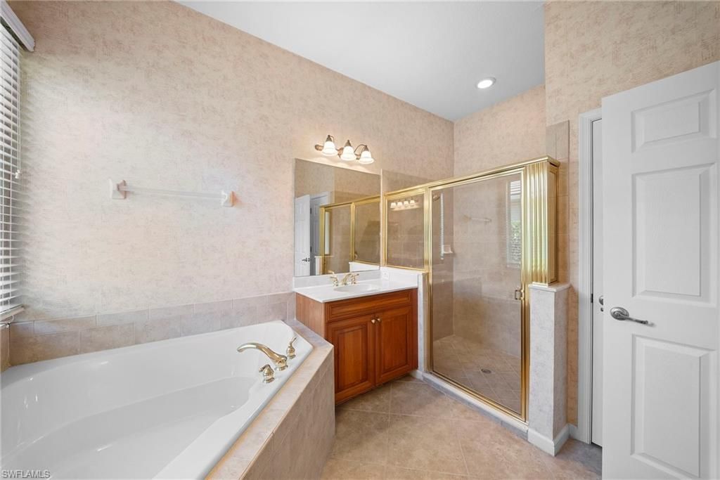 7914 Founders Cir, Naples, FL 34104 Photo