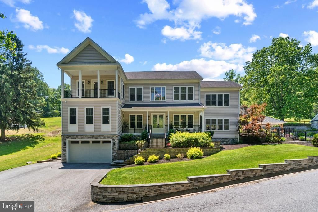 10907 Hollow Road, Cockeysville, MD 21030 Main Photo
