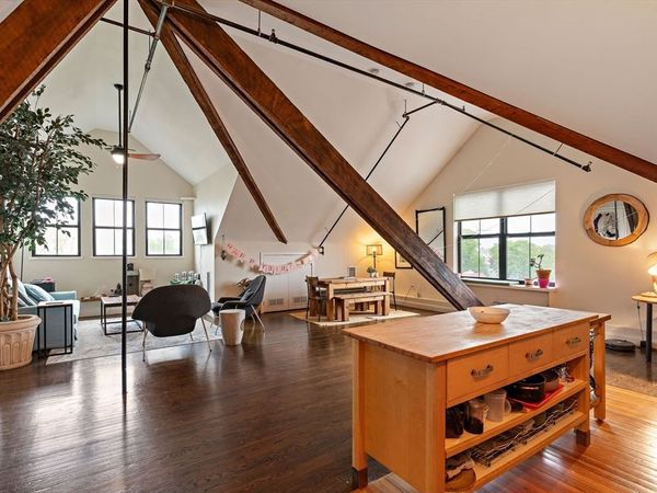 220 Spencer Ave, Unit 304, Chelsea, MA 02150
