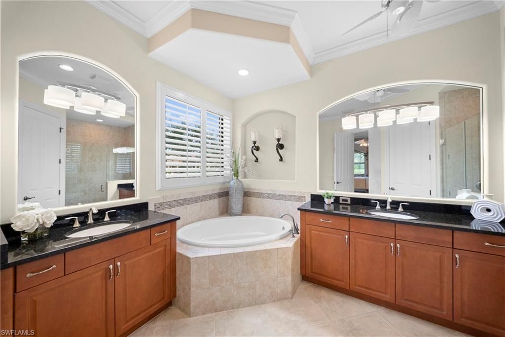 6347 Serano Way, Naples, FL 34113 Photo