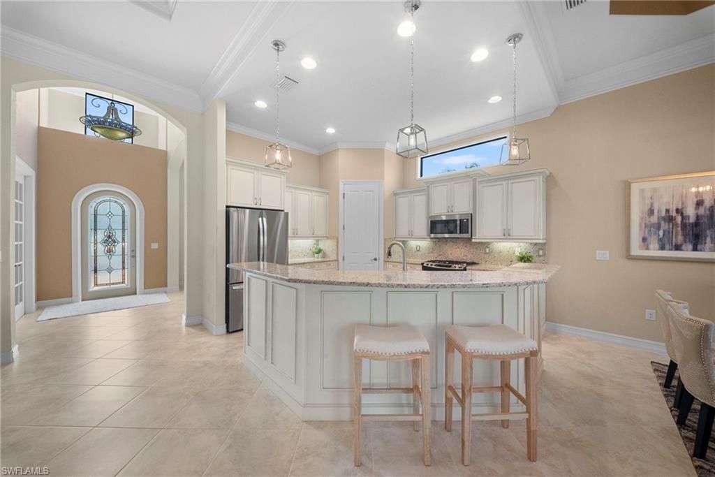 6347 Serano Way, Naples, FL 34113 Photo