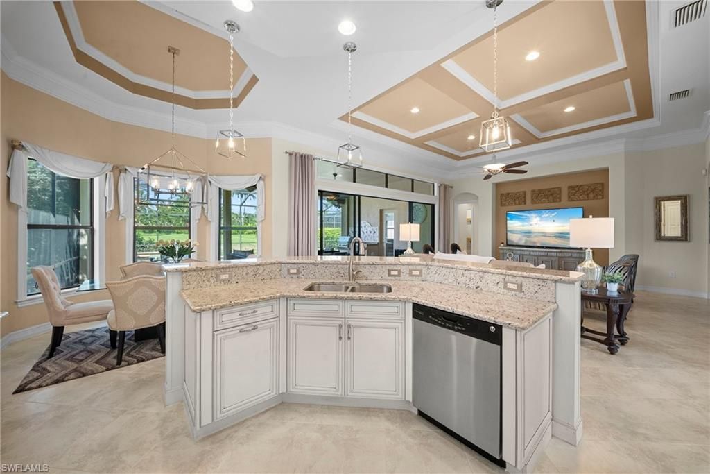 6347 Serano Way, Naples, FL 34113 Photo