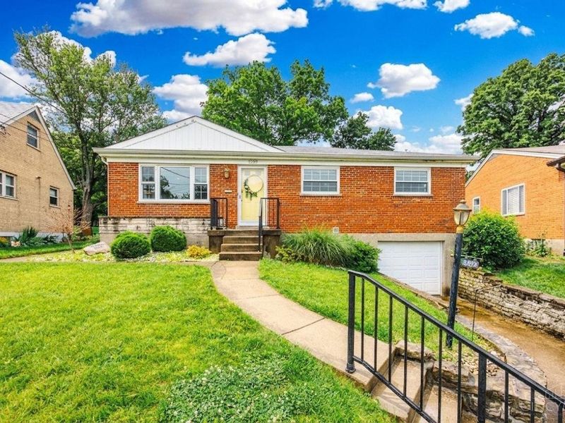 5399 Bonita Drive, Delhi Twp, OH 45238 Photo 2