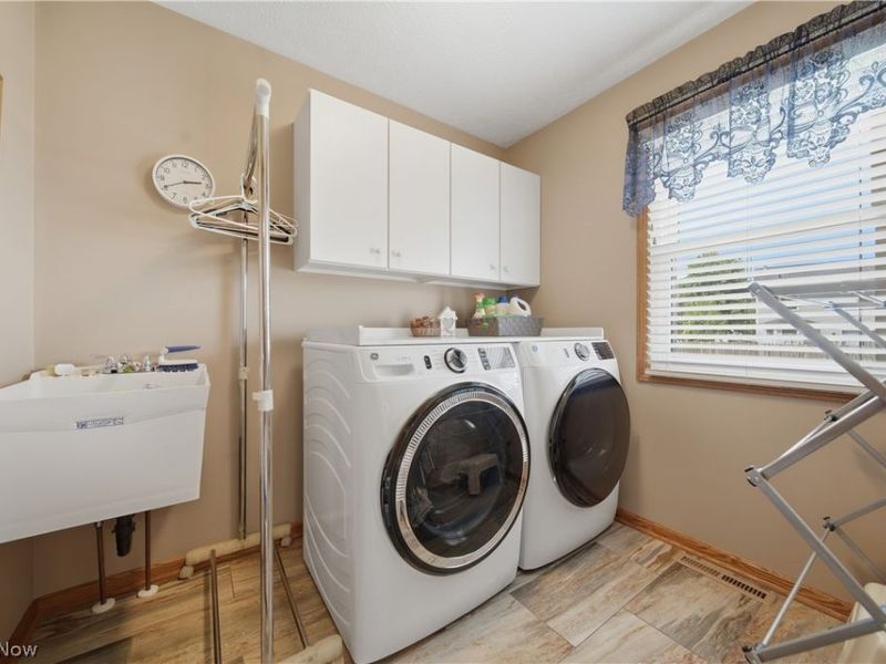 3061 Bucklers Street NW, Uniontown, OH 44685 Photo 18