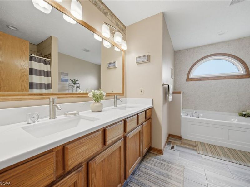 3061 Bucklers Street NW, Uniontown, OH 44685 Photo 23