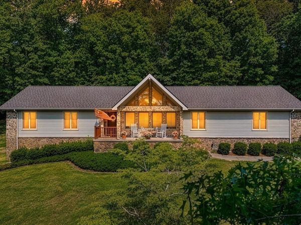456 County Road 135 , Riceville, TN 37370