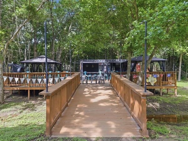 320 S Wilcox ST, Rockdale, TX 76567