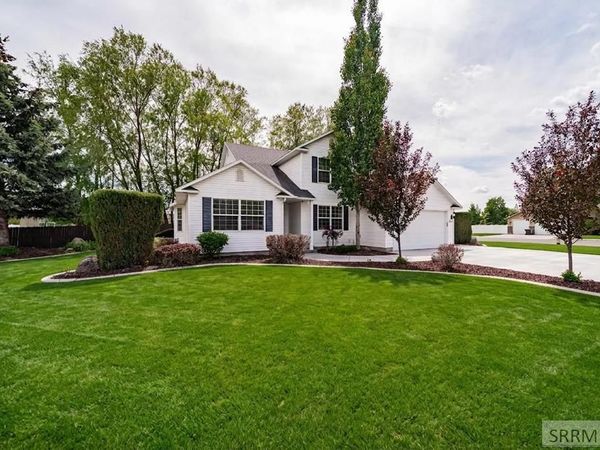 1040 Wheatstone Drive, IDAHO FALLS, ID 83404