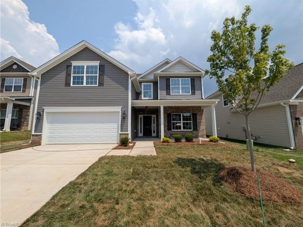 1577 Dappledown Street, Unit 53, Kernersville, NC 27284