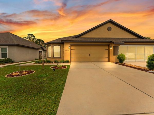 8975 SOUTHERN CHARM CIRCLE , BROOKSVILLE, FL 34613