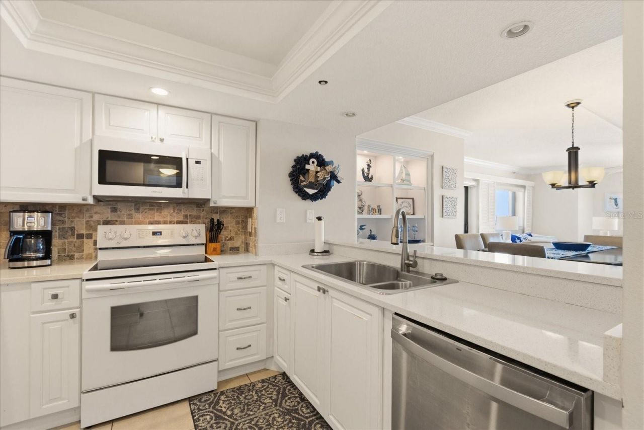 5207 S Atlantic Avenue, Unit 1025, New Smyrna Beach, FL 32169 Photo