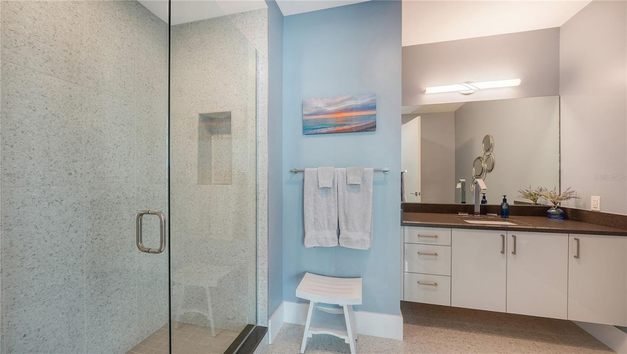 540 N Tamiami Trail, Unit 804, Sarasota, FL 34236 Photo