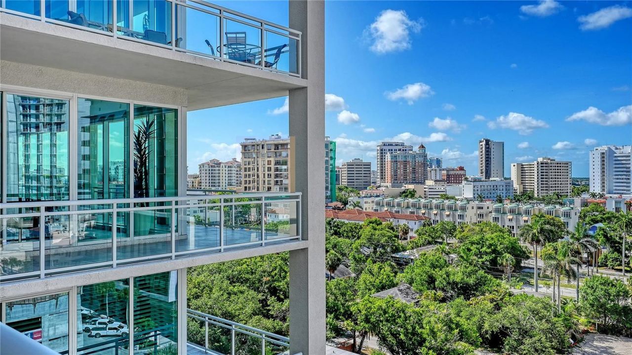 540 N Tamiami Trail, Unit 804, Sarasota, FL 34236 Photo