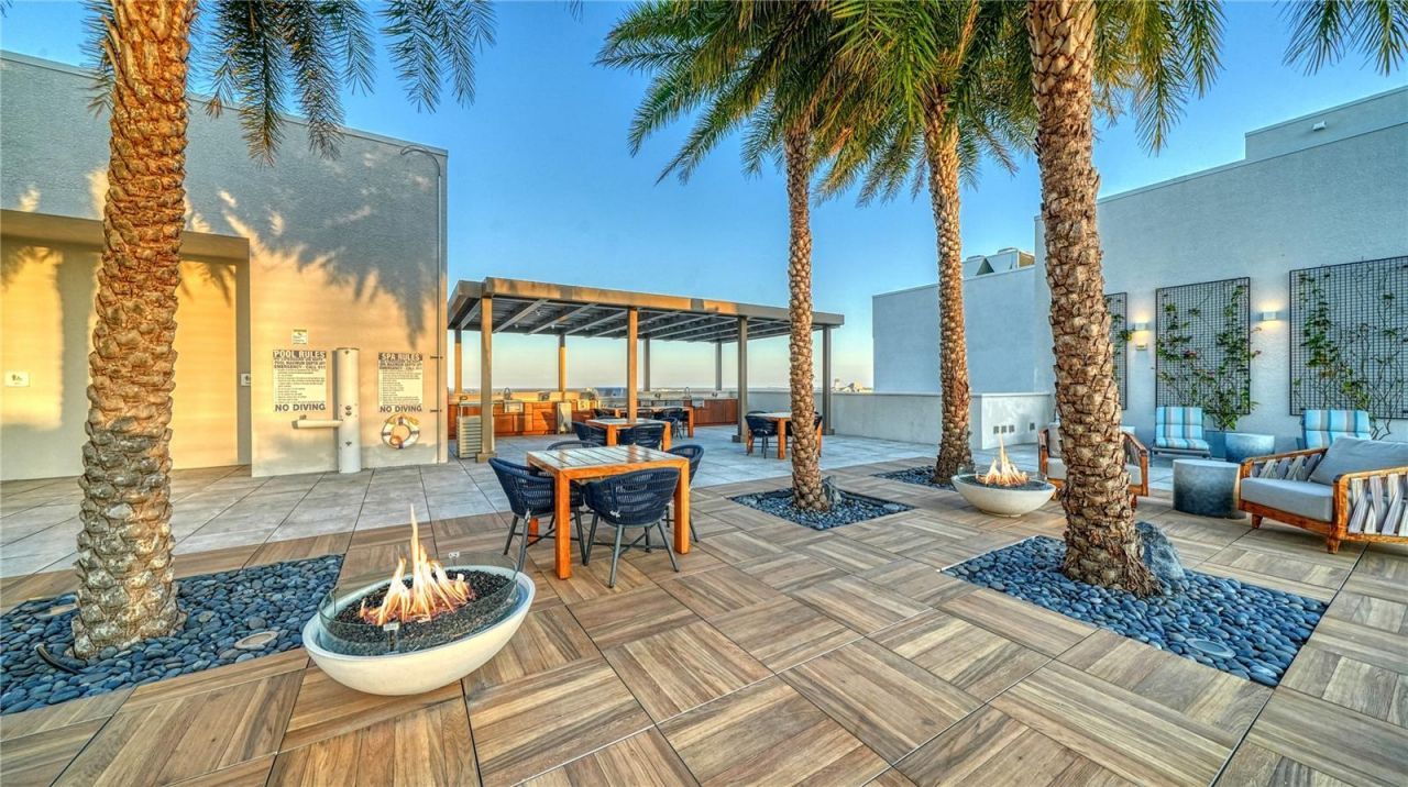 540 N Tamiami Trail, Unit 804, Sarasota, FL 34236 Photo