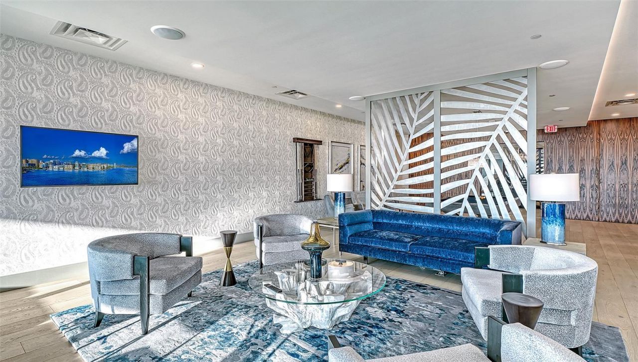 540 N Tamiami Trail, Unit 804, Sarasota, FL 34236 Photo