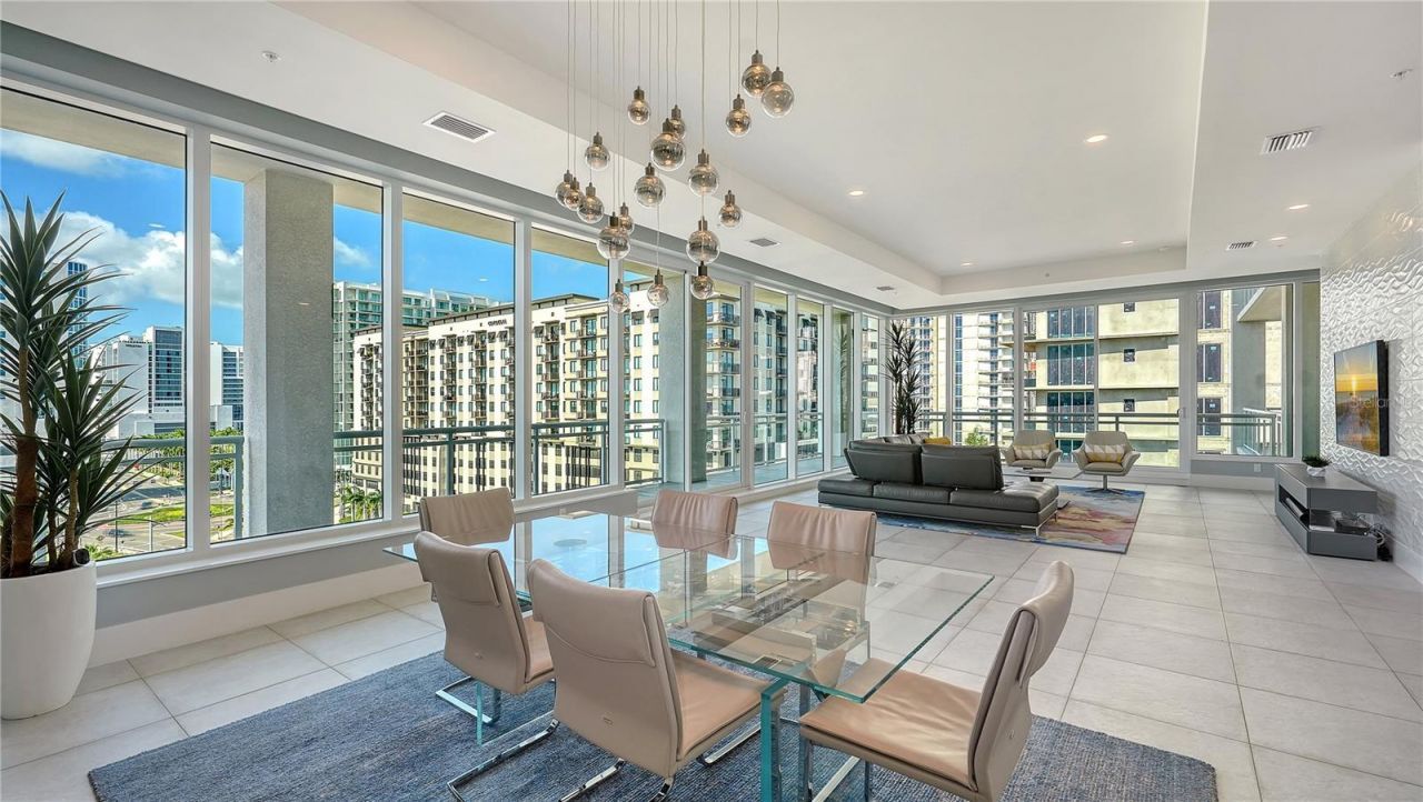 540 N Tamiami Trail, Unit 804, Sarasota, FL 34236 Photo