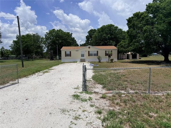 33 RIDGE ROAD , FROSTPROOF, FL 33843