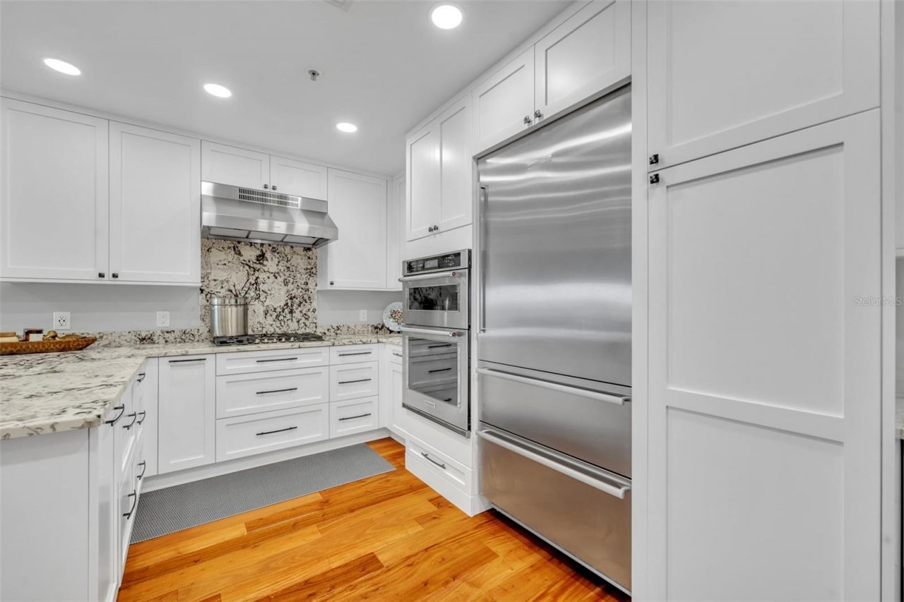 2305 Edgewater Drive, Unit 1602, Orlando, FL 32804 Photo