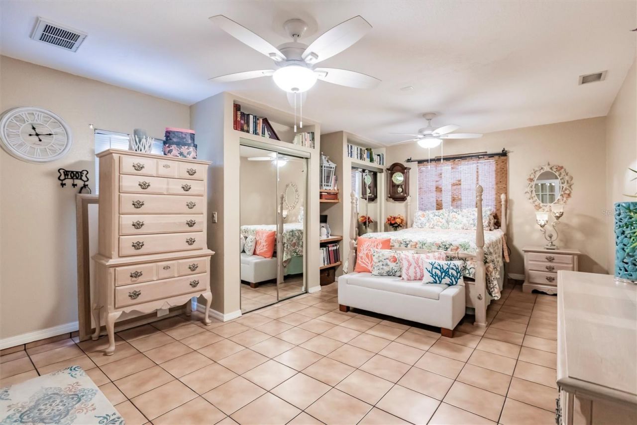 335 Harbor Boulevard , Port Charlotte, FL 33954 Photo
