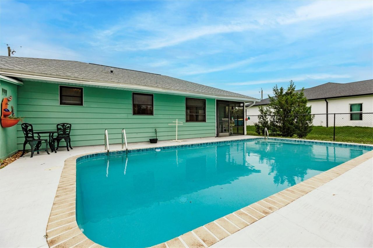 335 Harbor Boulevard , Port Charlotte, FL 33954 Photo