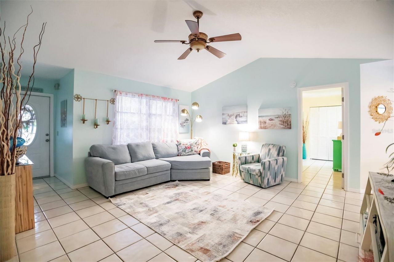 335 Harbor Boulevard , Port Charlotte, FL 33954 Photo
