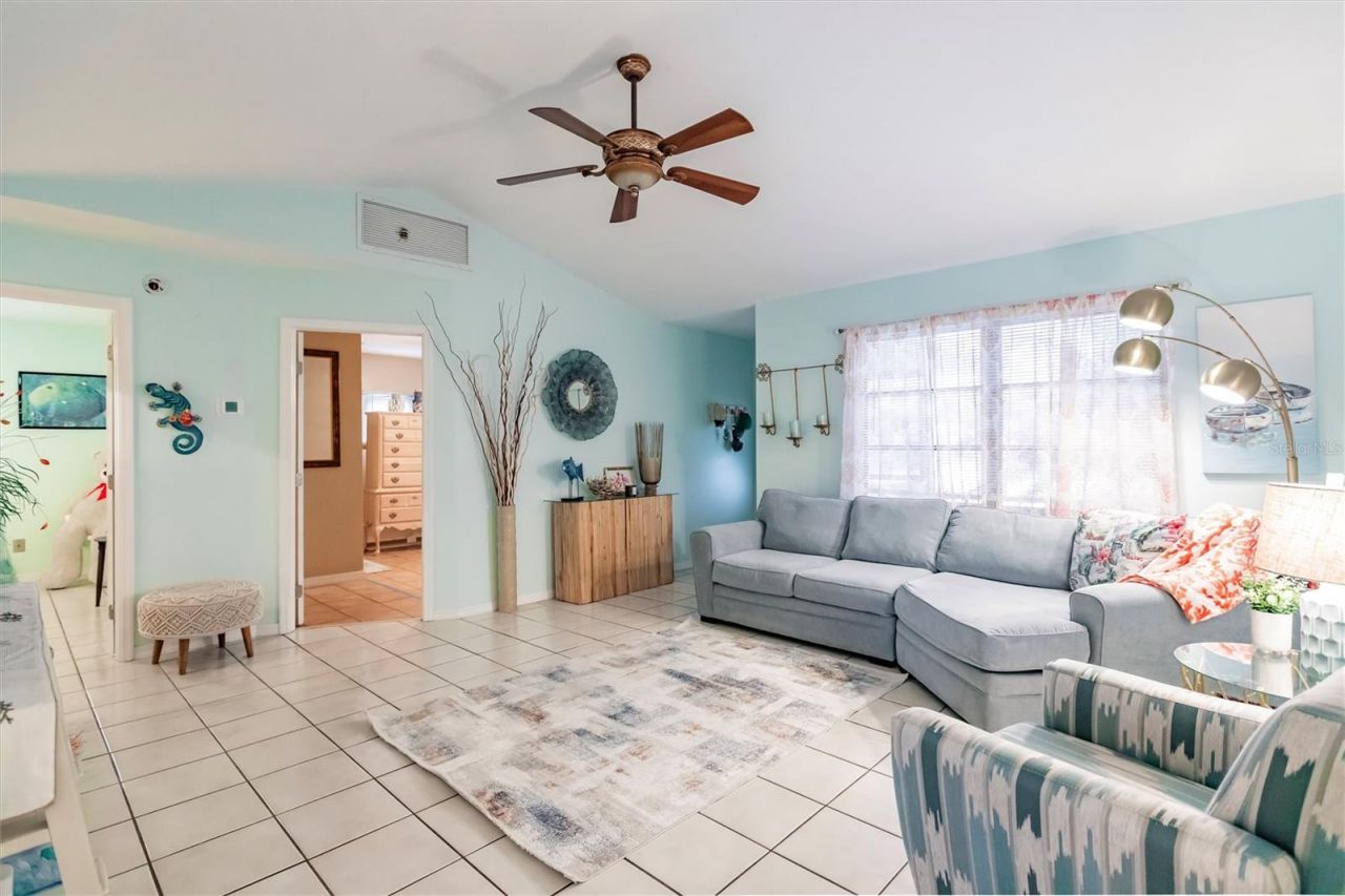 335 Harbor Boulevard , Port Charlotte, FL 33954 Photo