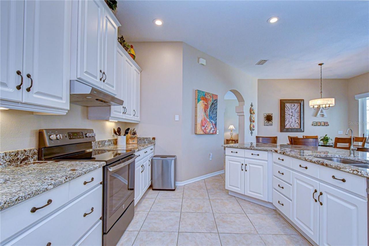 4609 Compass Oaks Drive , Valrico, FL 33596 Photo