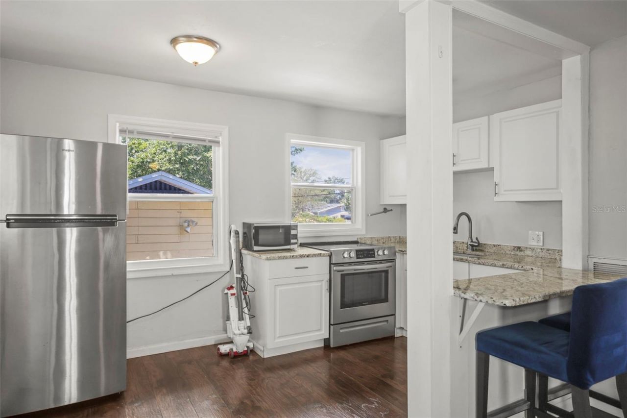 1511 35th Avenue N, Saint Petersburg, FL 33704 Photo