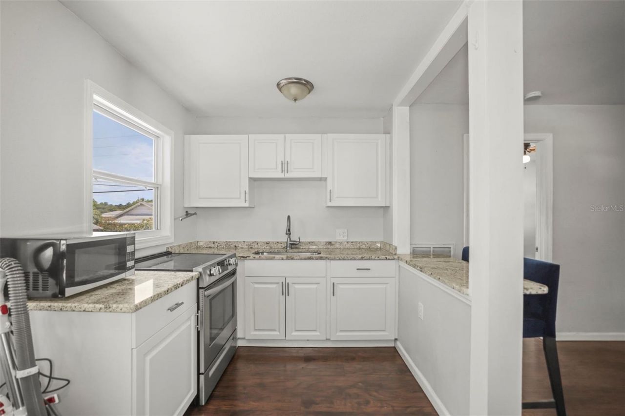 1511 35th Avenue N, Saint Petersburg, FL 33704 Photo
